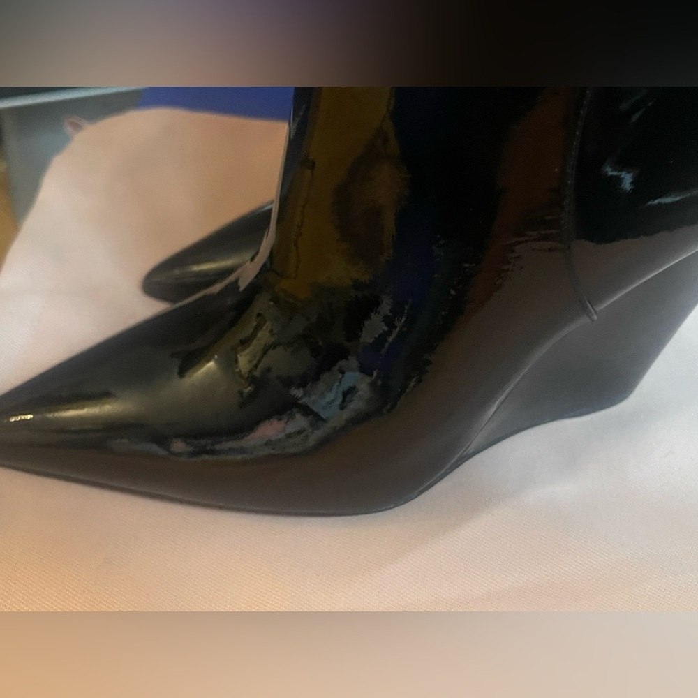 Stuart Weitzman Patent Leather Strt 100 Wedge Boots 
Size 9.5 
Brand News in Box